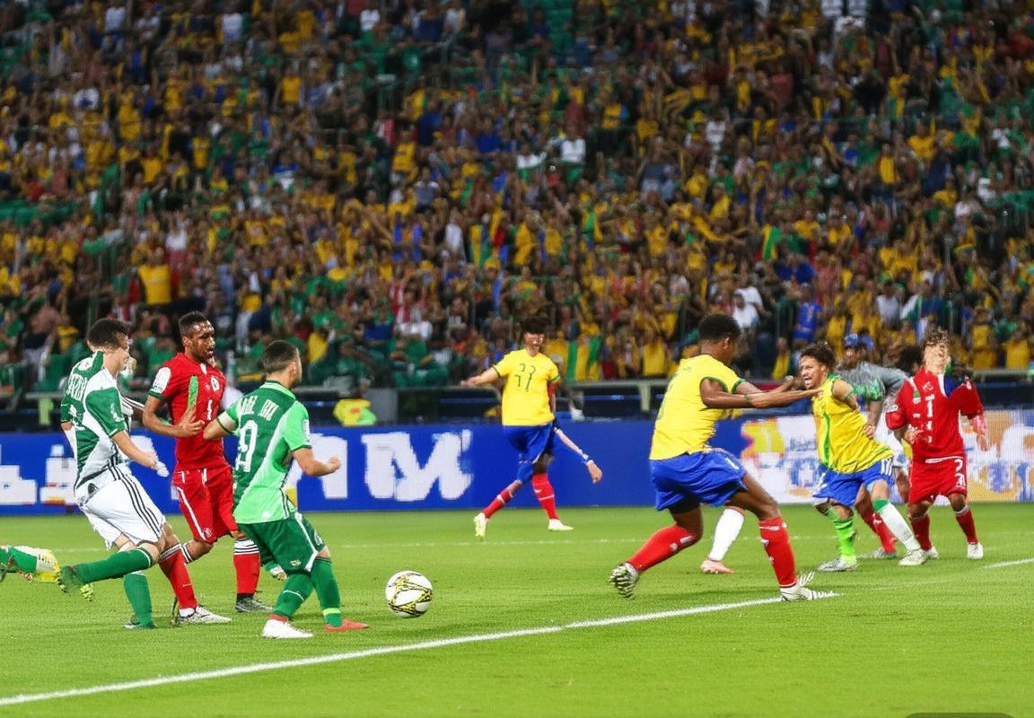 巴西墨西哥友谊赛：激情对决与文化交融记(图2)