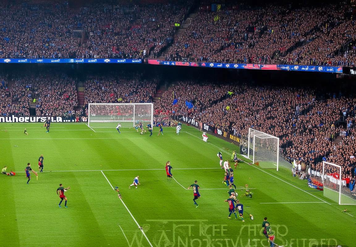 巴塞罗那VS瓦伦西亚：西甲激战平局，战术对决精彩瞬间(图1)